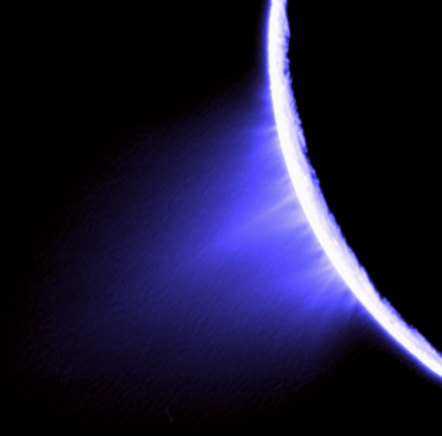Cryovolcanisme sur le pôle sud d'Encelade